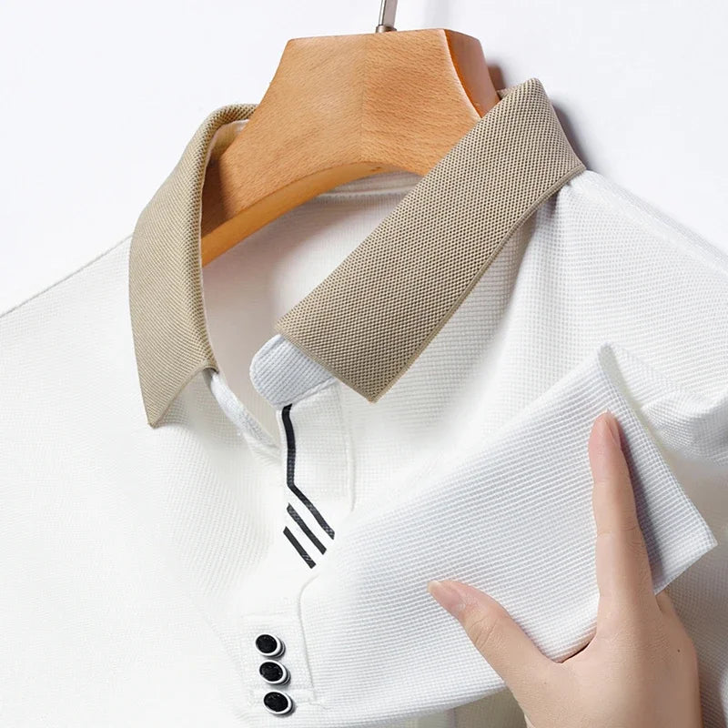 Manuel | Klassisk piké med stilren design