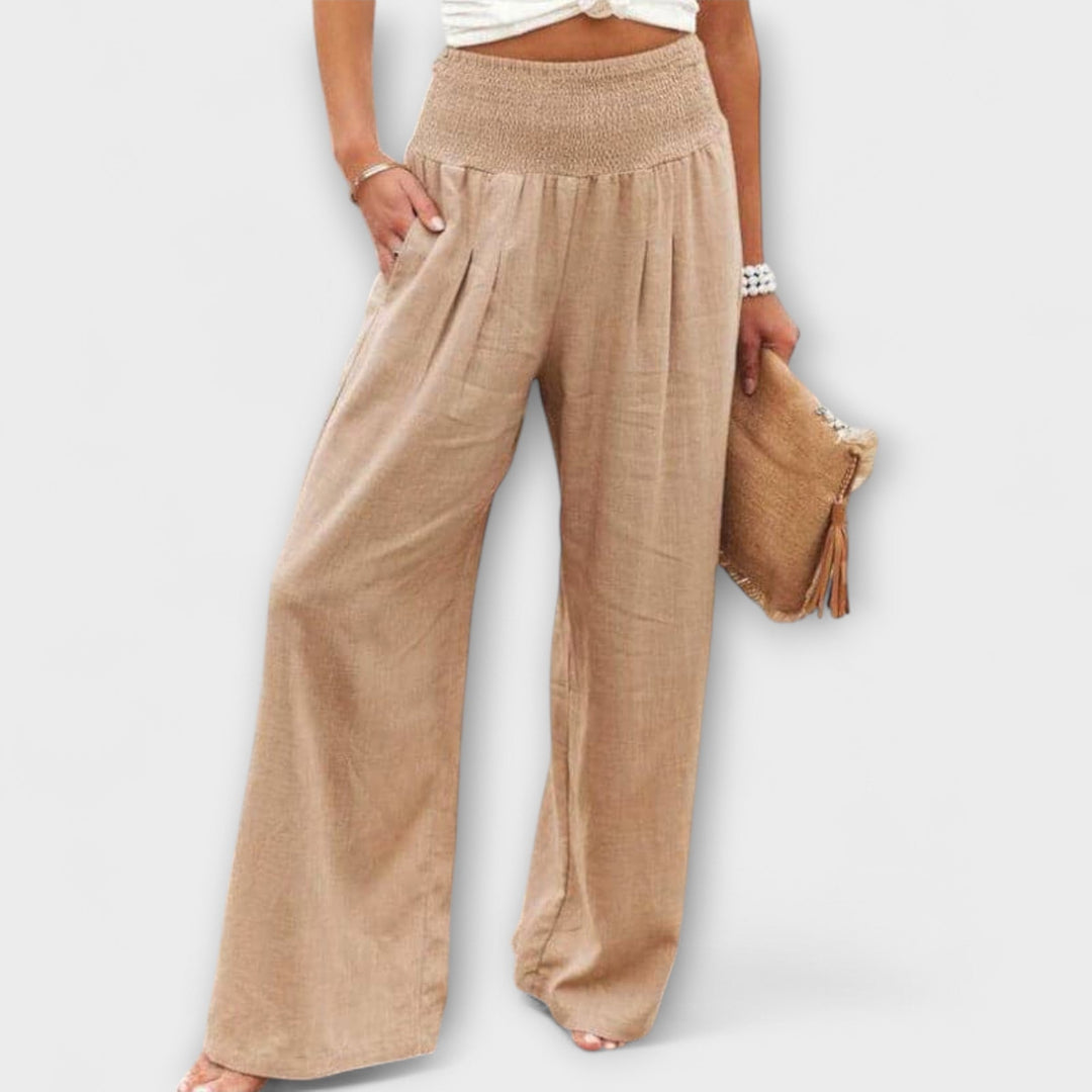 Thearya | Lediga byxor med vid passform
